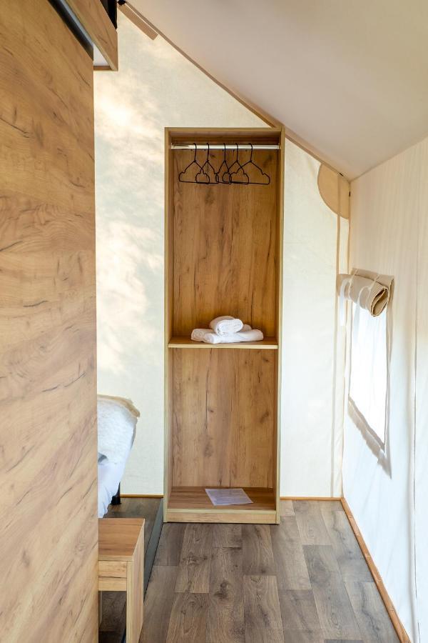 Glamping Pod Gwiazdami Pietrusza Wola Hotel Eksteriør billede